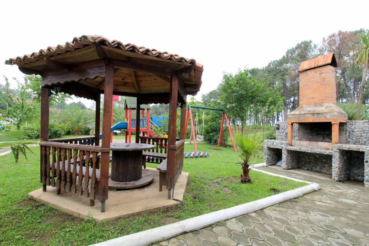Saba Hotel Шекветили Екстериор снимка
